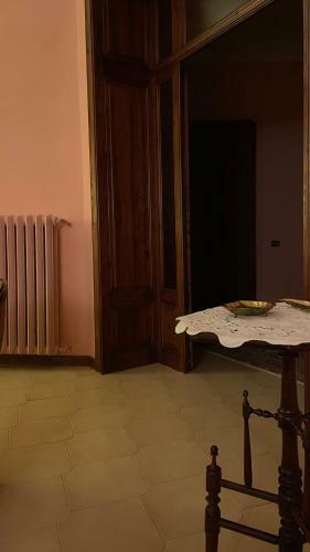 Beautiful Apartment In A Villa A Few Steps From The Sea