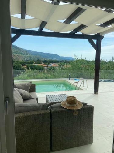 Blanca Beach Villa