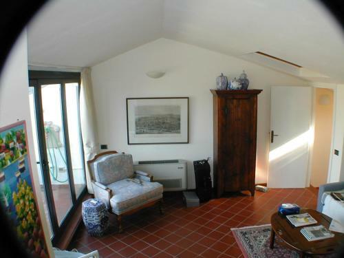 Deluxe Lucca Historic Center Apartment