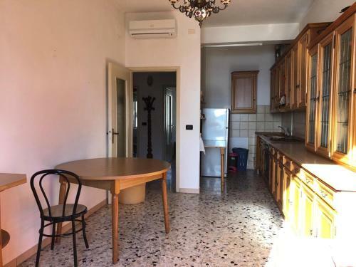 Panoramic Lake Apartment