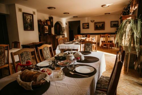 Hostal Gospodarstwo Go?cinne Racib�r