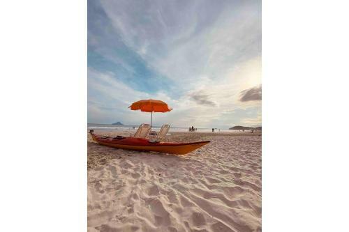 Flat � 400m Do Mar! Fa�a Tudo A P�! Com Piscina!