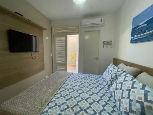 Casa Chamosa Na Rua Da Praia - Cant�o Juquehy