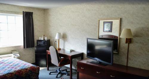 Hotel Colfax Inn By Marifah