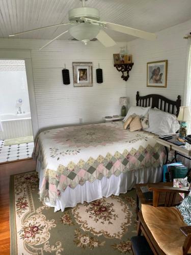 Victorian Lace B&B
