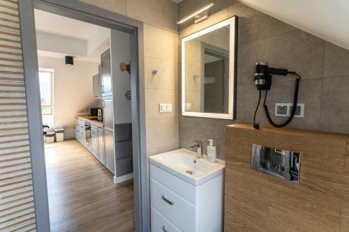 Apart-invest Widok 800 - C13