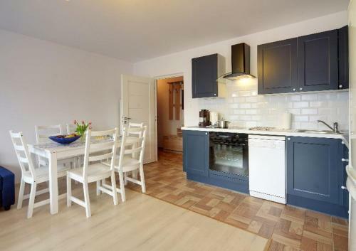 Apartamento Granatowy