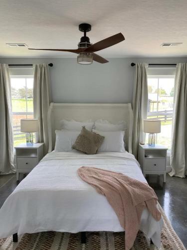 Stunning 2 Bed Room Hubbard Farm House