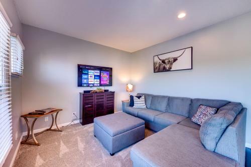 Riverfront Oasis: 5 Min To Dt Cincinnati
