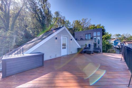 Riverfront Oasis: 5 Min To Dt Cincinnati