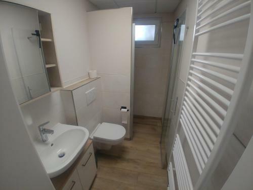 Apartamento Monteur- Und Ferienwohnung Gemmer