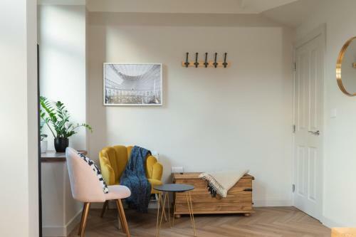 Comfortable Stylish 4 Bedroom Home.