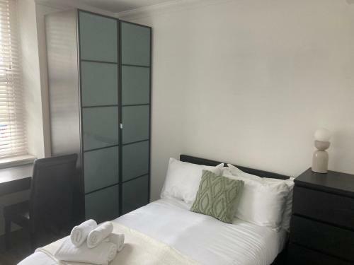 Hostal Modern Double Room In City Center Flat-3