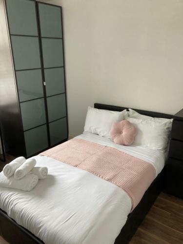 Hostal Modern Double Room In City Center Flat-3