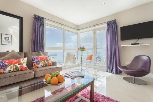 Jameson Court Apartments