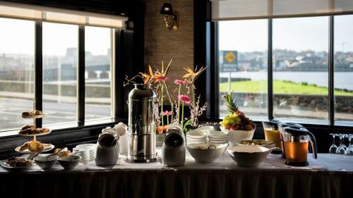 Riverbank House Hotel