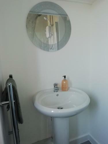 Apartamento Carvetii - Walter House - First Floor Flat Sleeps 6