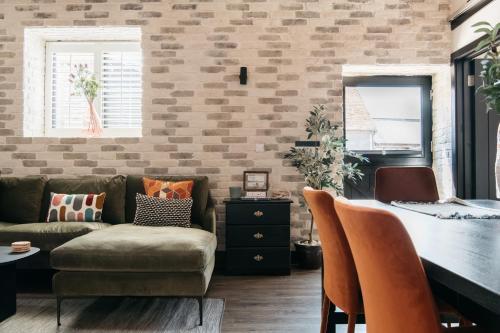 Bunkers Barn, 2 Bedroom Luxury Stay With Parking