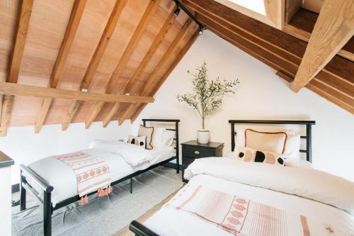 Bunkers Barn, 2 Bedroom Luxury Stay With Parking