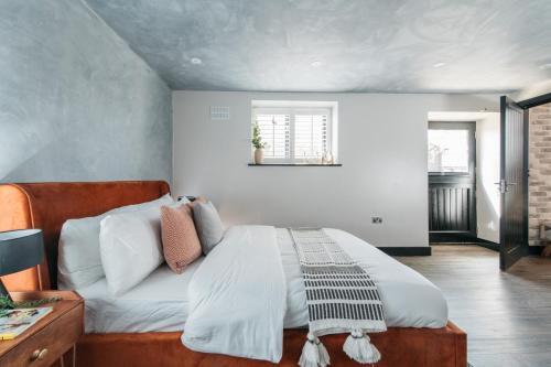Bunkers Barn, 2 Bedroom Luxury Stay With Parking