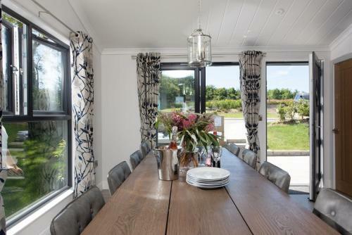 Hornbeam Lodge, 19 Roadford Lake Lodges