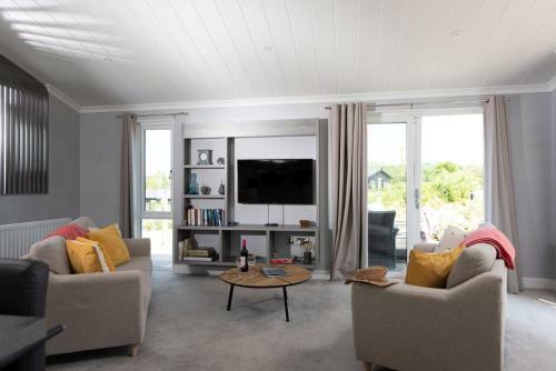 Clover Lodger, 32 Roadford Lake Lodges, Lifton