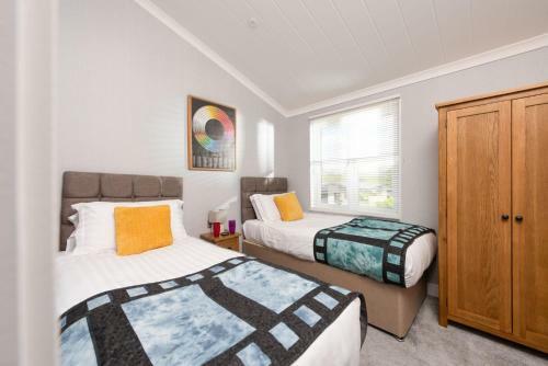 Clover Lodger, 32 Roadford Lake Lodges, Lifton