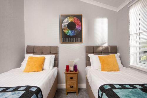 Clover Lodger, 32 Roadford Lake Lodges, Lifton