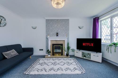 Apartamento Family Friendly 3-bed Home With Free Parking On Site