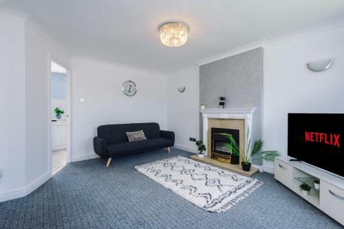Apartamento Family Friendly 3-bed Home With Free Parking On Site