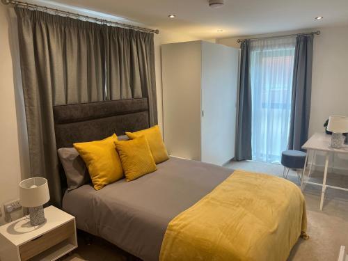Lovely 2 Bed Apartment In Leeds Centre (netflix)