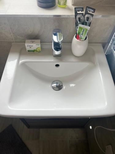 Lovely 2 Bed Apartment In Leeds Centre (netflix)