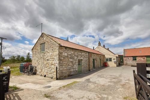 Host & Stay - Low Waupley Farm