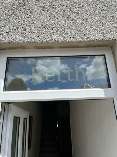 4-6 Guests In Centre Location With Stunning Views
