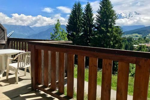 Apartamento Cosy Chalet With Balcony And Pool