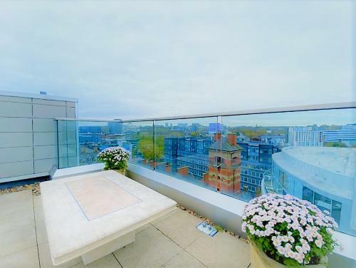 Apartamento Sidemerseylivingscouk 2br 2ba Luxury Apt In L2 W Parking