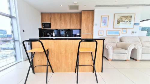 Apartamento Sidemerseylivingscouk 2br 2ba Luxury Apt In L2 W Parking