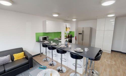 Hostal Bright Rooms For Students Only, Liverpool - Sk