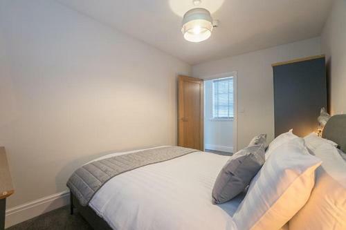 The Queens Arms Apartments
