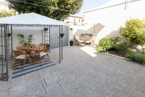 Villa Casa Indipendente Con Giardino A Marina Di Pisa