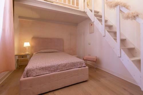 Villa Casa Indipendente Con Giardino A Marina Di Pisa