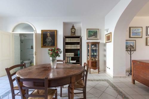 Aia Del Convento By Barbarhouse