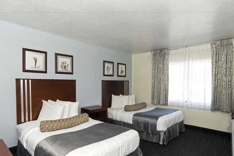 Hotel Beachcomber Beach Resort