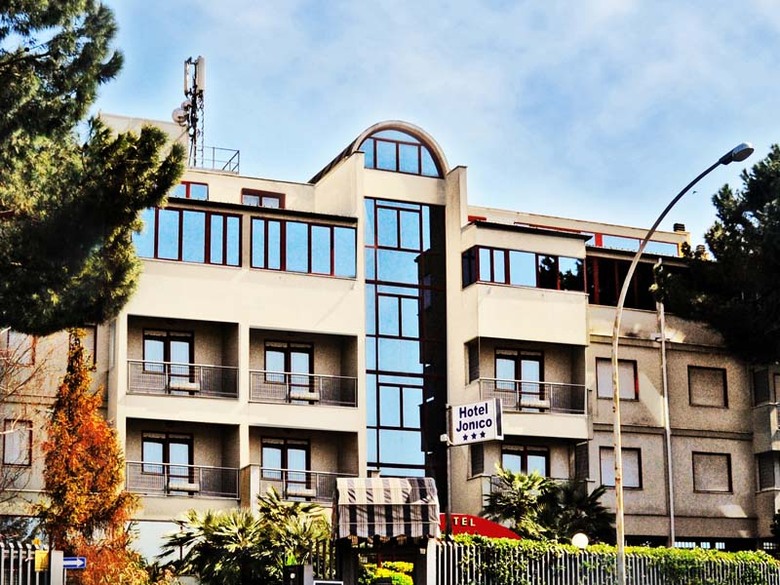 Hotel Jonico