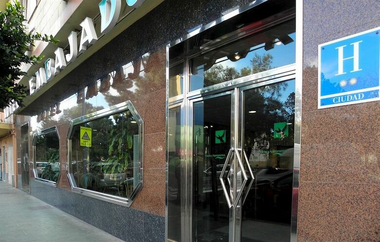 Hotel Embajador