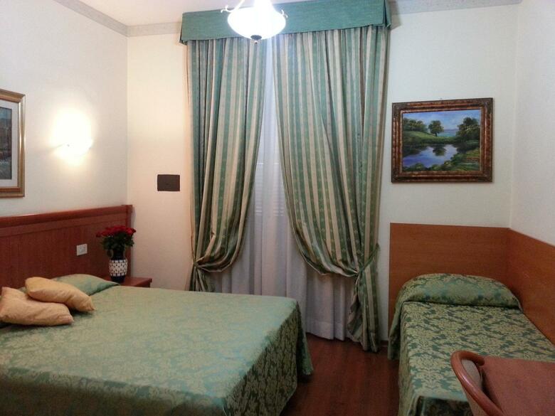 Hotel Philia