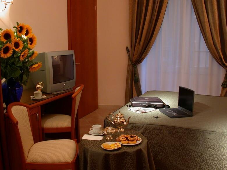 Hotel Philia