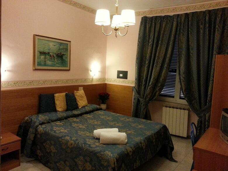 Hotel Philia