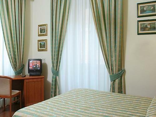 Hotel Philia