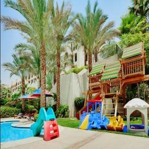 Hotel Grand Rotana Resort